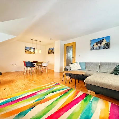 Ferienwohnung Schweinfurt Lägenhet *